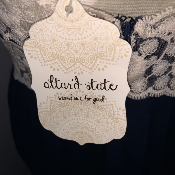 🆕 Altar’d State Maxi Dress with Lace Trim - Picture 6 of 7